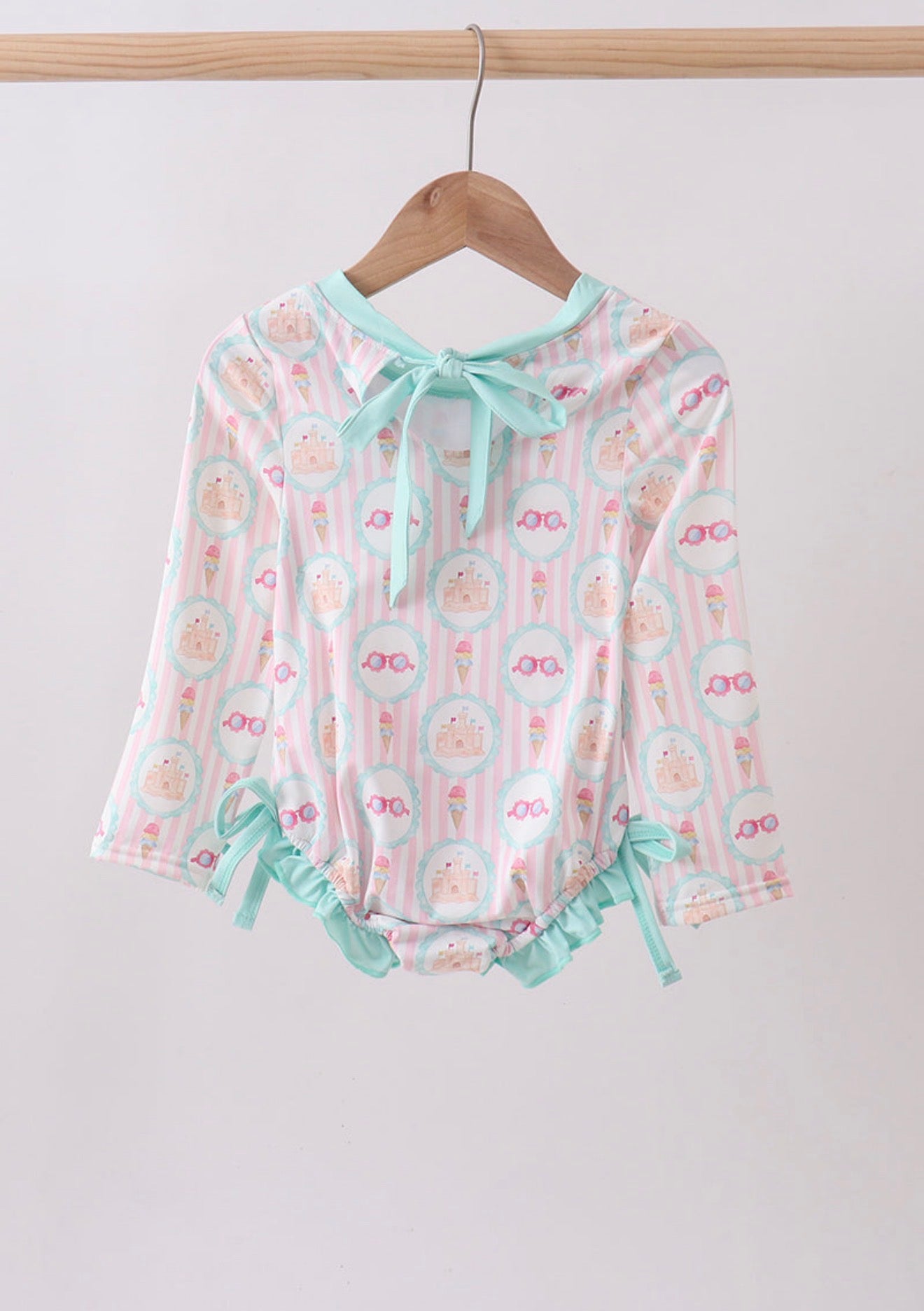 Green Castle Cream Ruffle Rashguard