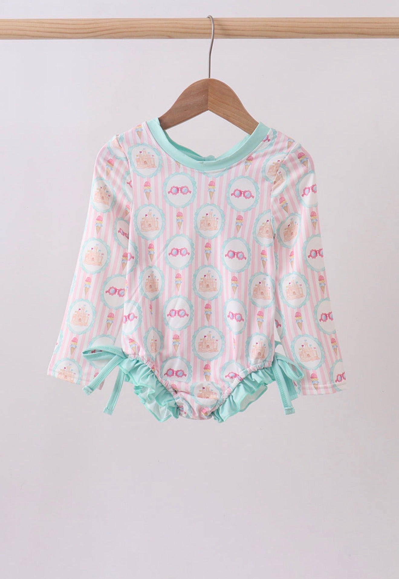 Green Castle Cream Ruffle Rashguard
