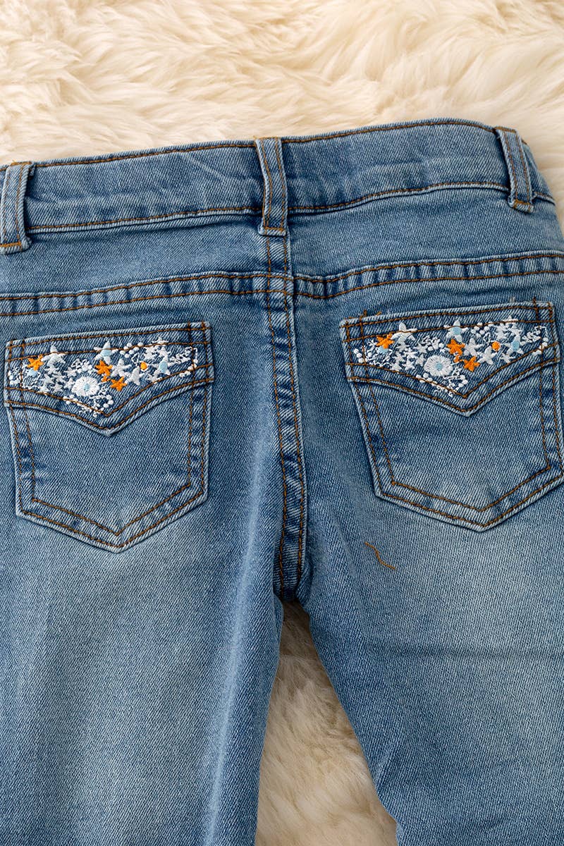 Bootcut Pants with Embroidered Pockets: Light
