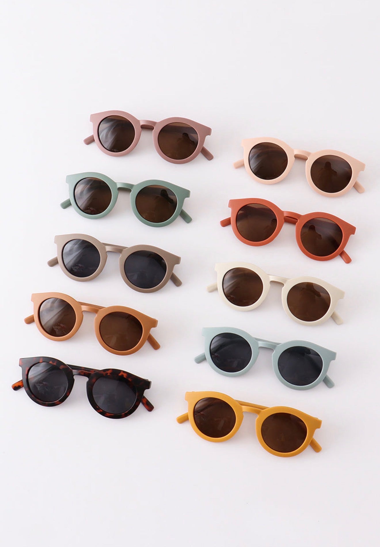 Retro Round Solid Glasses