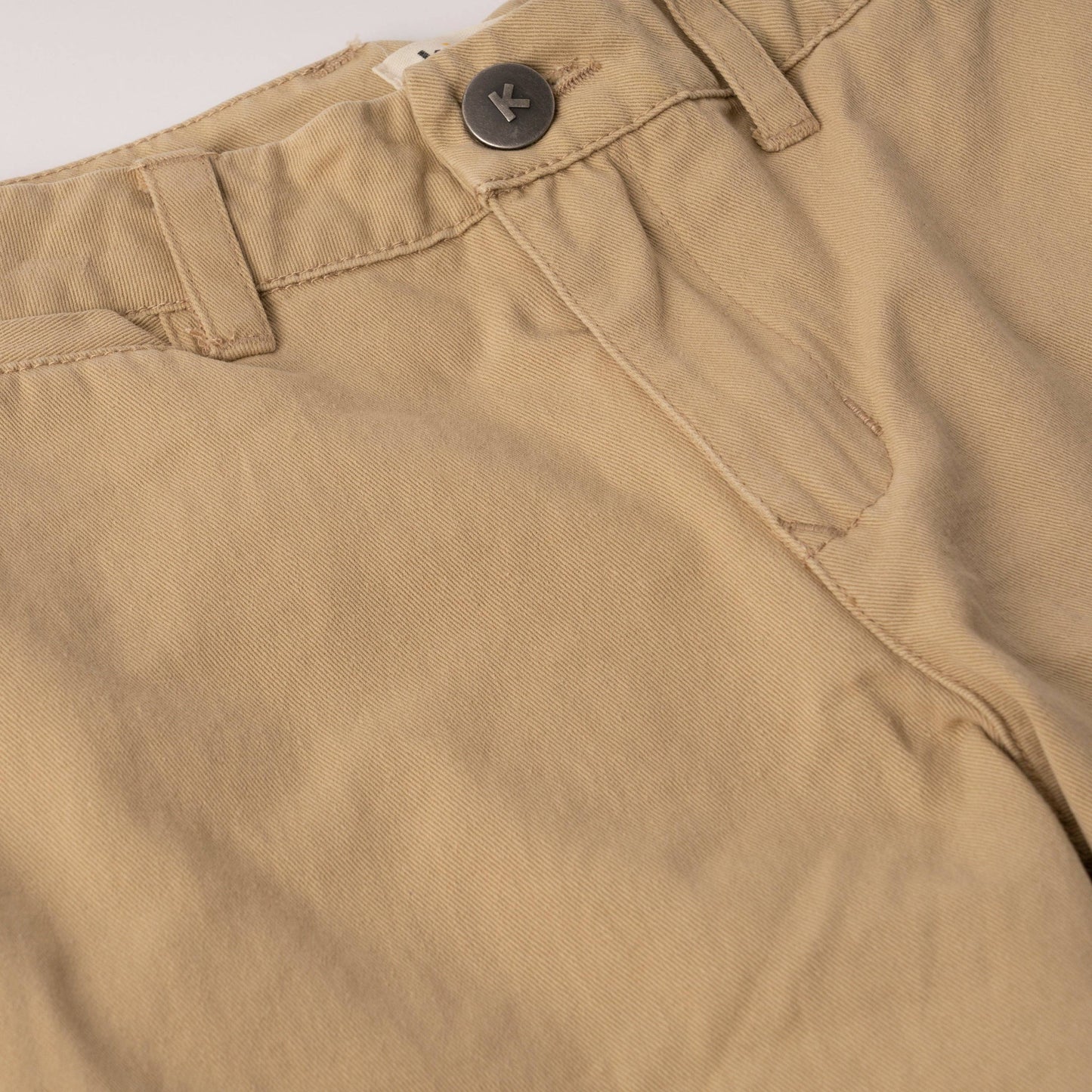 Chino Short: Pale Khaki