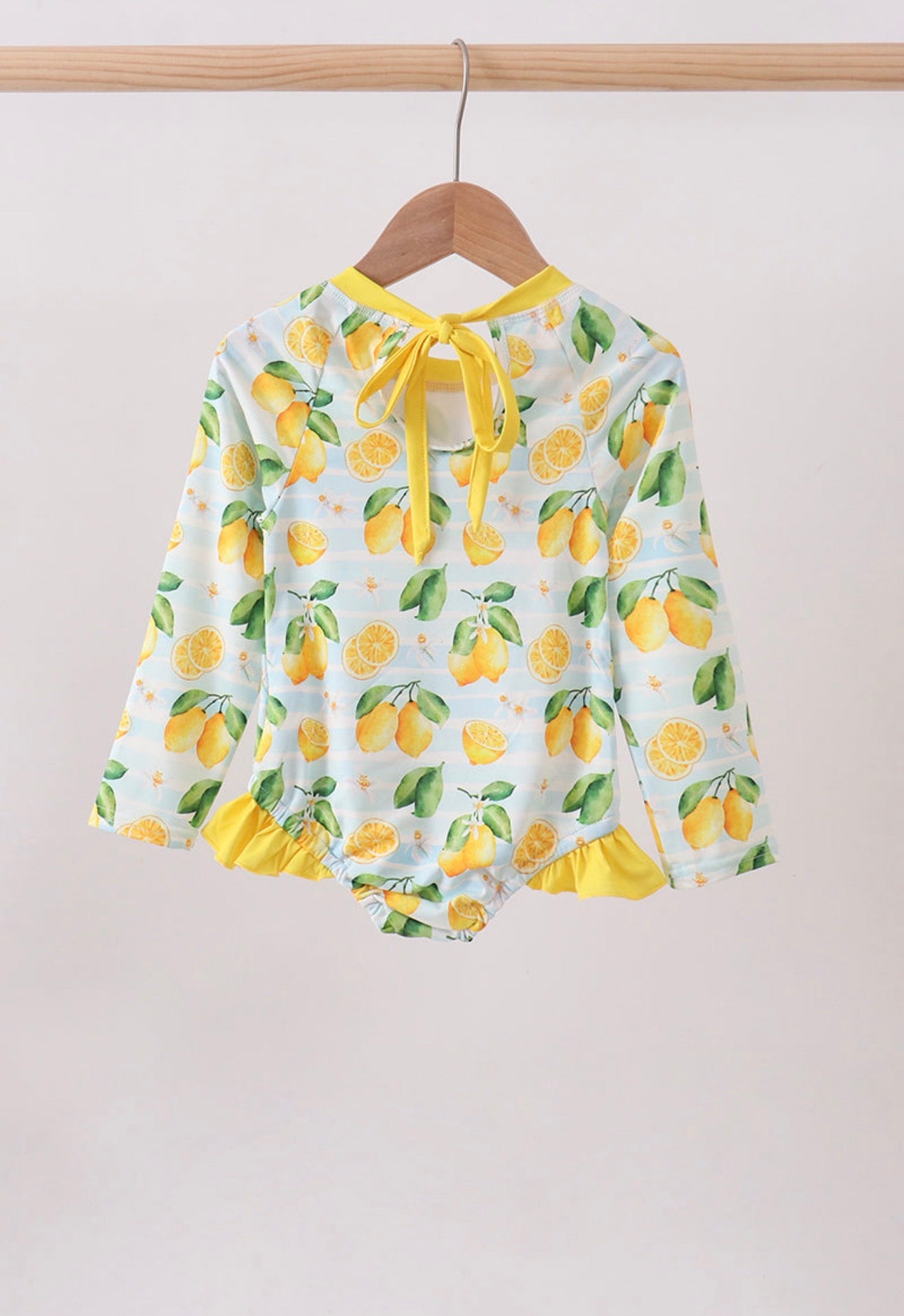 Lemon Print Ruffle Rashguard